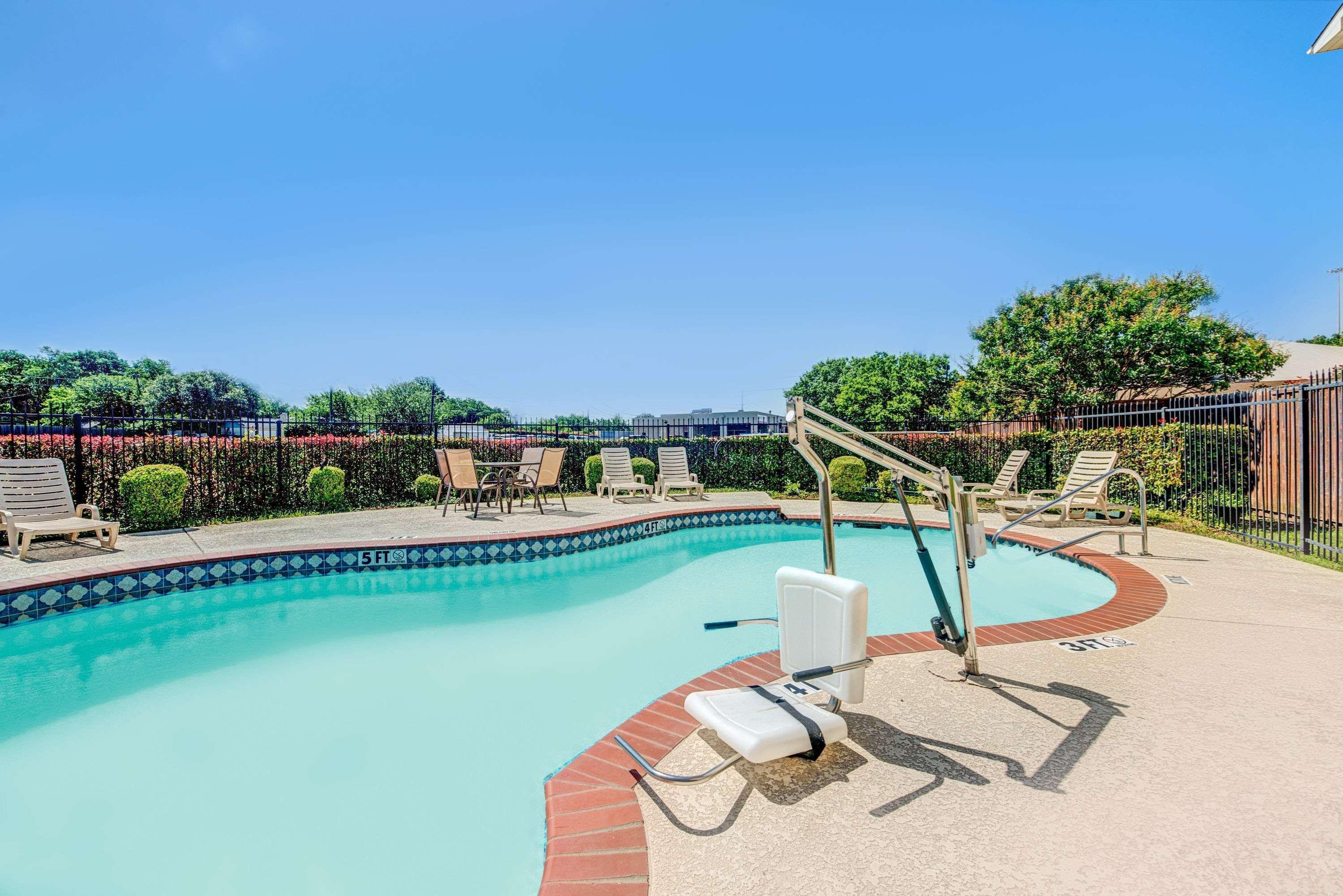 Super 8 By Wyndham Mckinney/Plano Area Luaran gambar